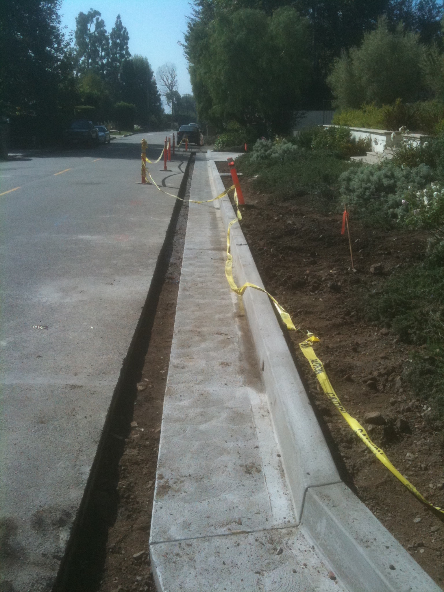 Public works curb and gutter installation in Los Angeles County by Concrete Etc., Inc.